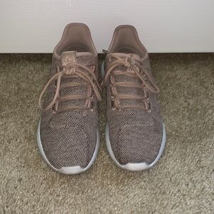 Adidas tubular brown/tan